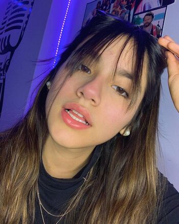 Arianna Fernandez