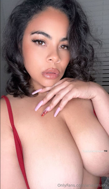 ariasinsxxx