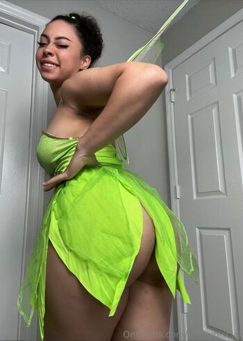 Arielle Tara