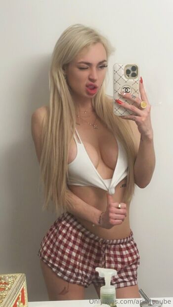 arielleaube