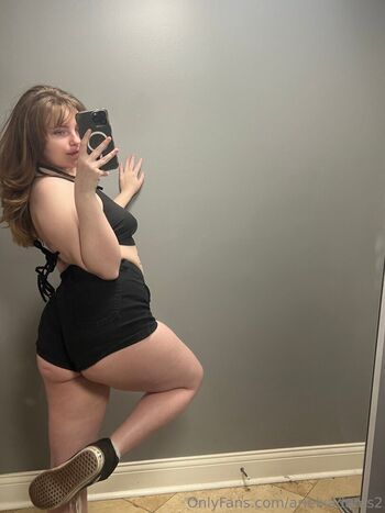 arielxadams2