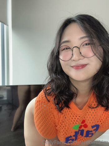 Aroomi Kim