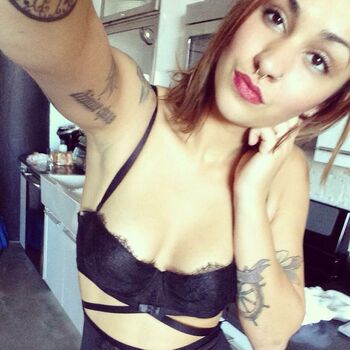 Ashlee Nova