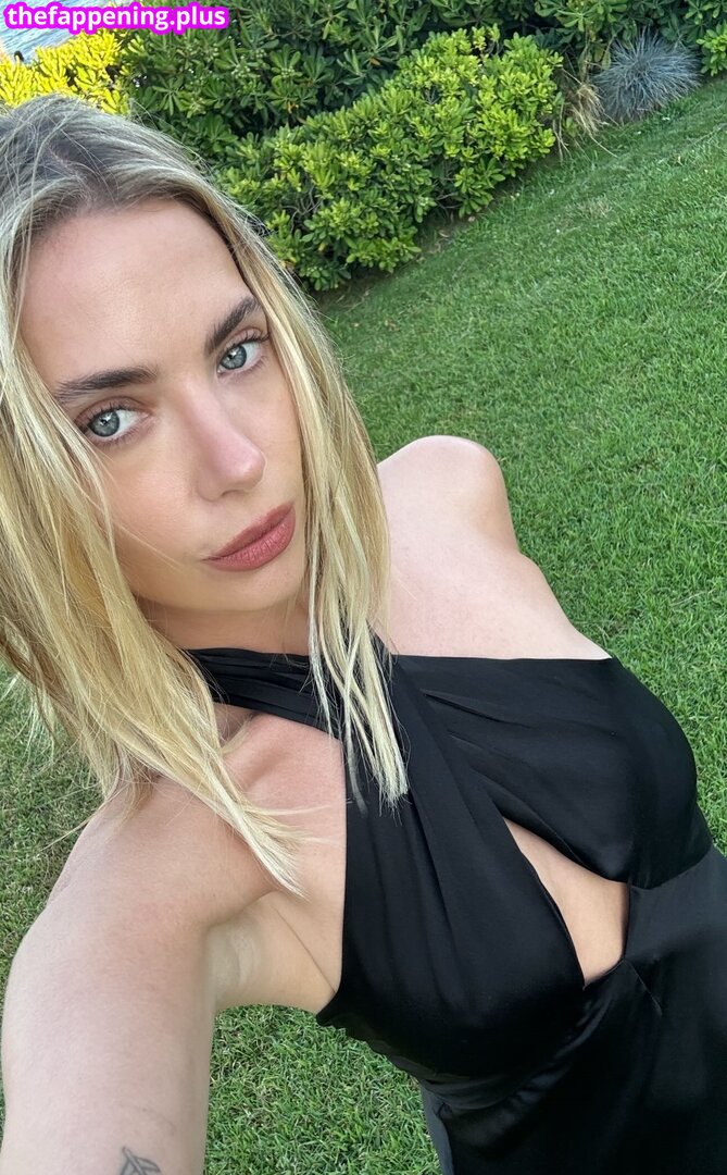 Ashley Benson