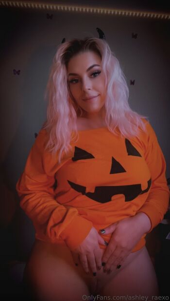 Ashley_raexo