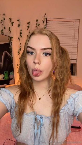 ashleyteen18