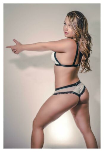 Ashlyeroberts