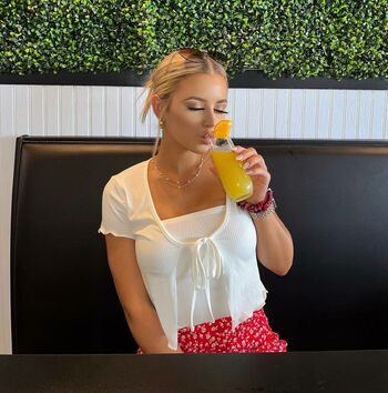 Ashlyn Sharp