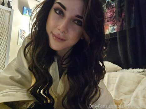ashlynnviolet