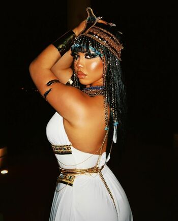 Asia Monet Ray