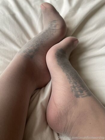 asianfootworship