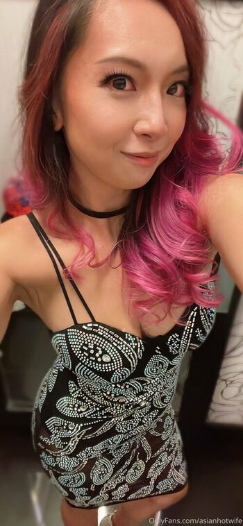 Asianhotwife