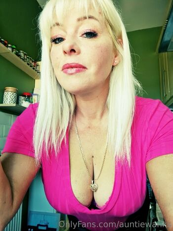 auntiewanks