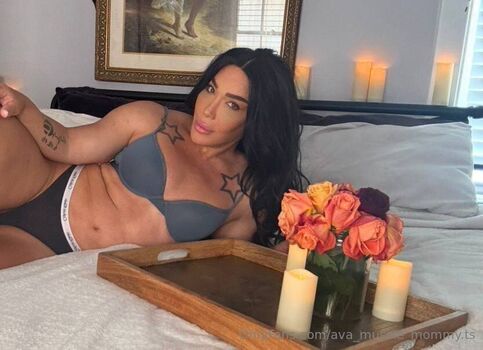 ava_muscle_mommy.ts