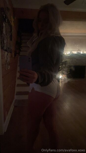 avafoxx.xoxo