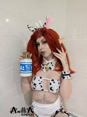 axilliacosplay