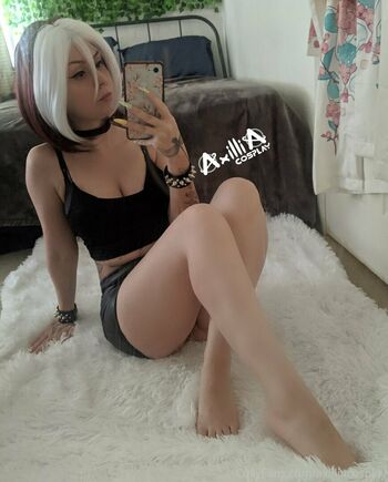 axilliacosplay