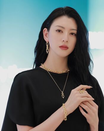 Ayaka Miyoshi