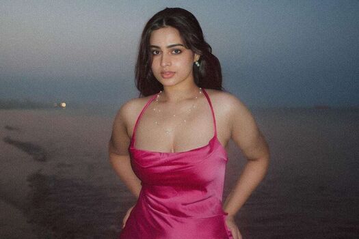 Ayesha Khan