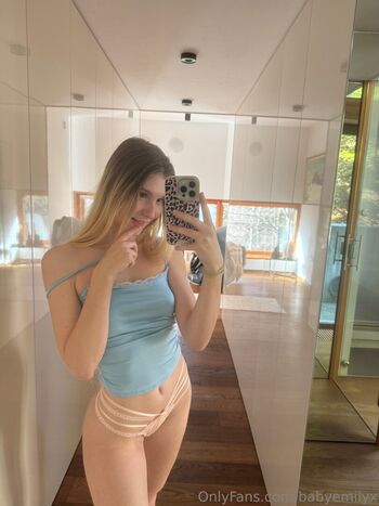 babyemilyx