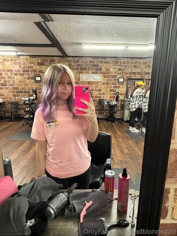 badblonde420