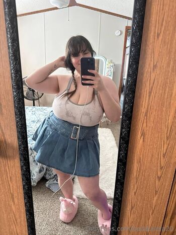 baddieleia20