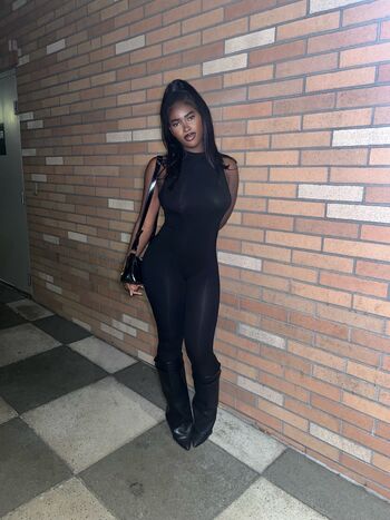 baddierueee