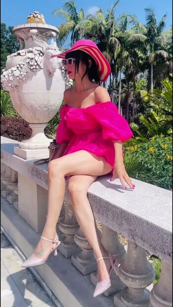Bai Ling