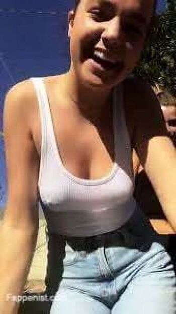 Bailee Madison