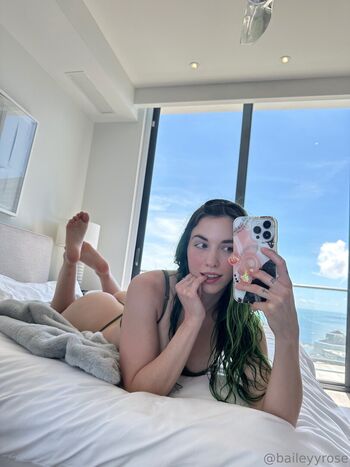 baileyyrose