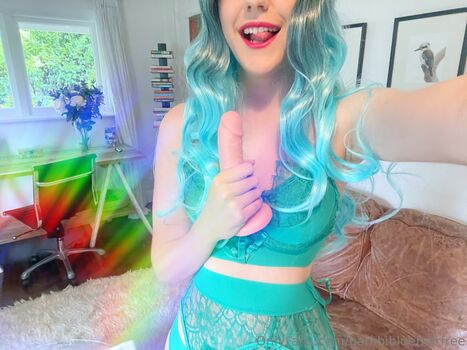 bambibluehairfree