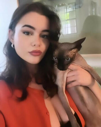 Barbie Ferreira (Euphoria actress)