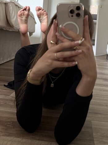 Barebylola