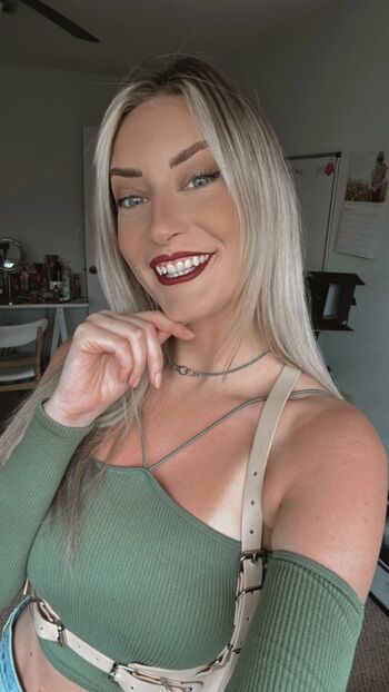 BasicWitGirl