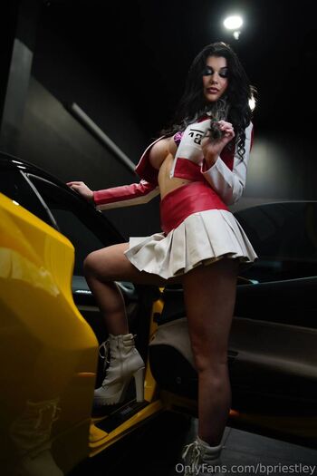 Bea Priestley
