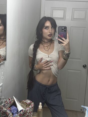 Full leaked Beebee private onlyfans photo