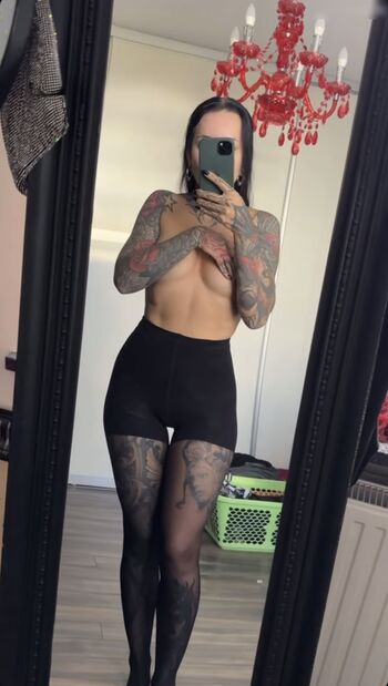 Bella Isadora