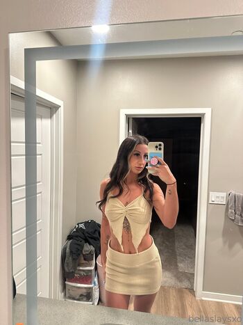 bellaslaysxo