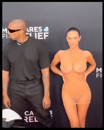 Bianca Censori