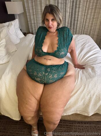 bigbootyasshley