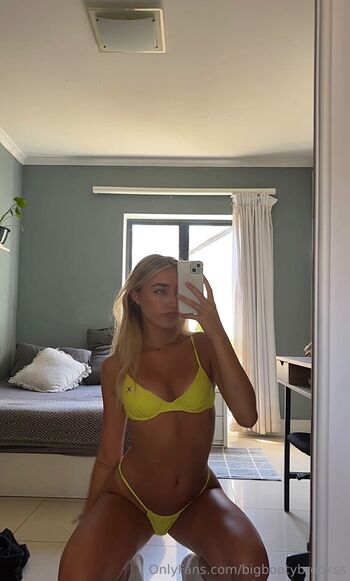 bigbootybrooks