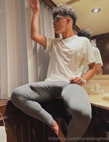 blondekingfree