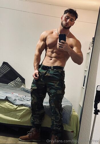 blondekingfree