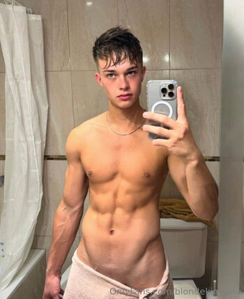 blondekingfree