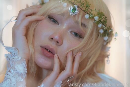 blondelashes19