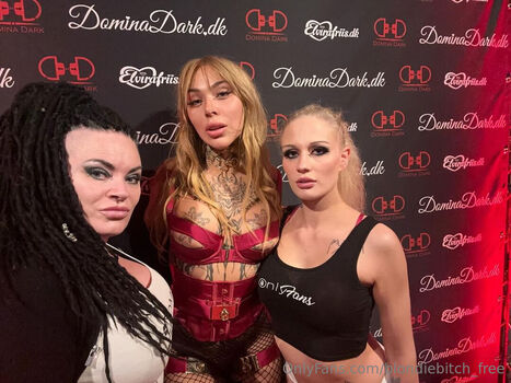 blondiebitch_free