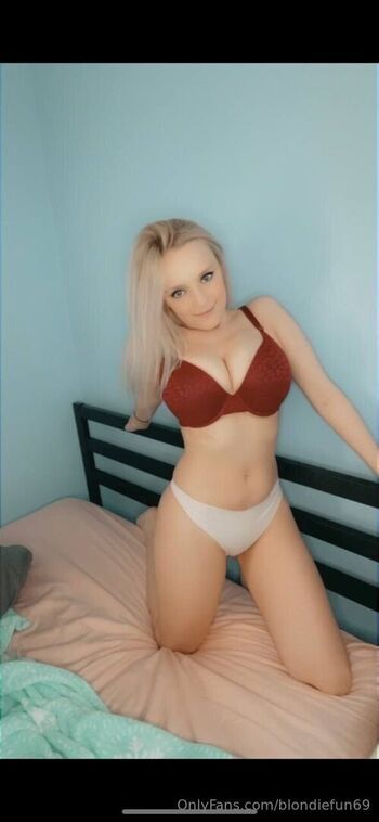 blondiefun69