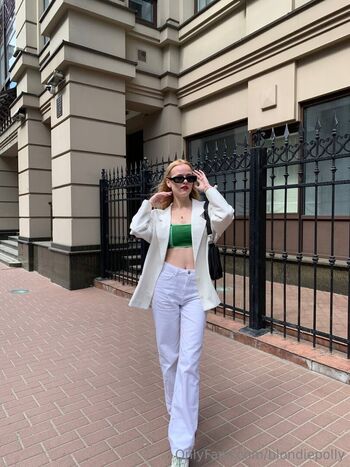 blondiepolly