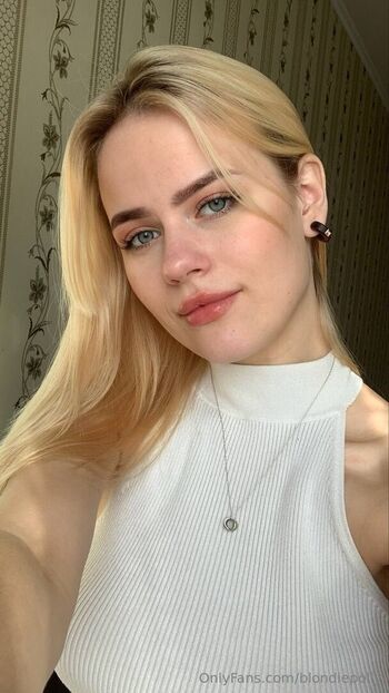 blondiepolly