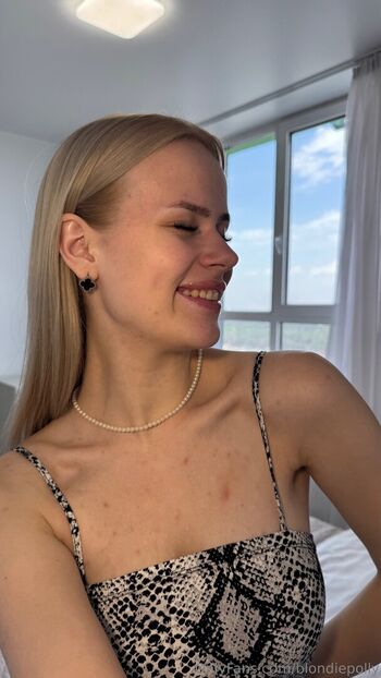 blondiepolly